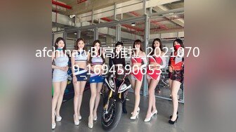 双飞三飞名场面【3个风格各异的小美女】轮流交换着干，还有什么比这更爽的吗，长腿妹子穿上丝袜干，一个妹子在一边加油