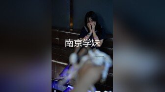   妹子刚走下个就来  甜美萌妹  手伸进裤子摸逼 撞击爆插屁股很Q弹 骑乘快速打桩爽翻