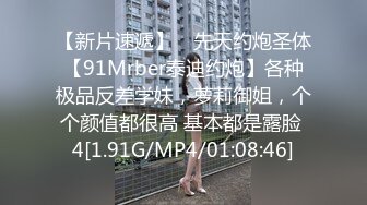 《母子乱伦》小伙精虫上脑直接把风韵犹存的妈妈给操了