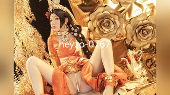 【唯美推薦】淫亂反差女神『麗雅』極品媚黑專場 黑屌扛腿猛烈抽插騷貨女神 第③彈 高清720P原版無水印 (7)