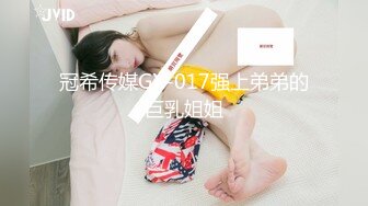  高端会所女技师撅着屁股给狼友看着骚逼伺候大哥，胸推漫游深喉大鸡巴舔菊花真骚