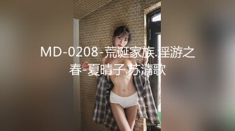 47岁大屁股熟妇，太骚了，自己扭动大屁股坐，这种骚熟女操起来过瘾解馋