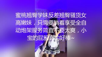 妖艳00后美少女！苗条身材炮友操逼！润滑油抹骚穴，手指扣入娇喘呻吟，第一视角抽插，近距离特写