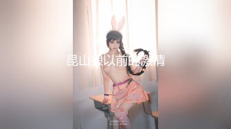 两男一女3P风骚小少妇前面舔着后面扣穴骑乘爆插