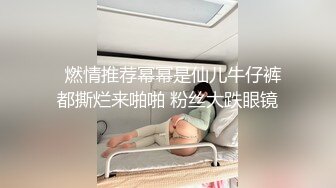   榨精机少妇全程露脸伺候三个大哥激情啪啪性爱直播，被几哥大哥各种蹂躏爆草